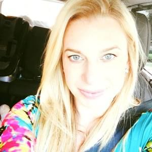 Meet your Posher, Kelly